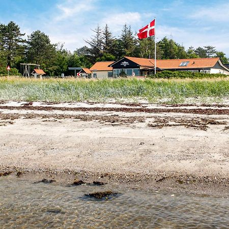 Strandhuset 克内贝尔 外观 照片