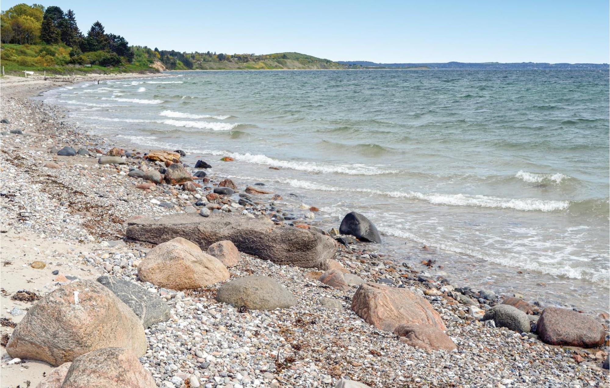 Strandhuset 克内贝尔 外观 照片