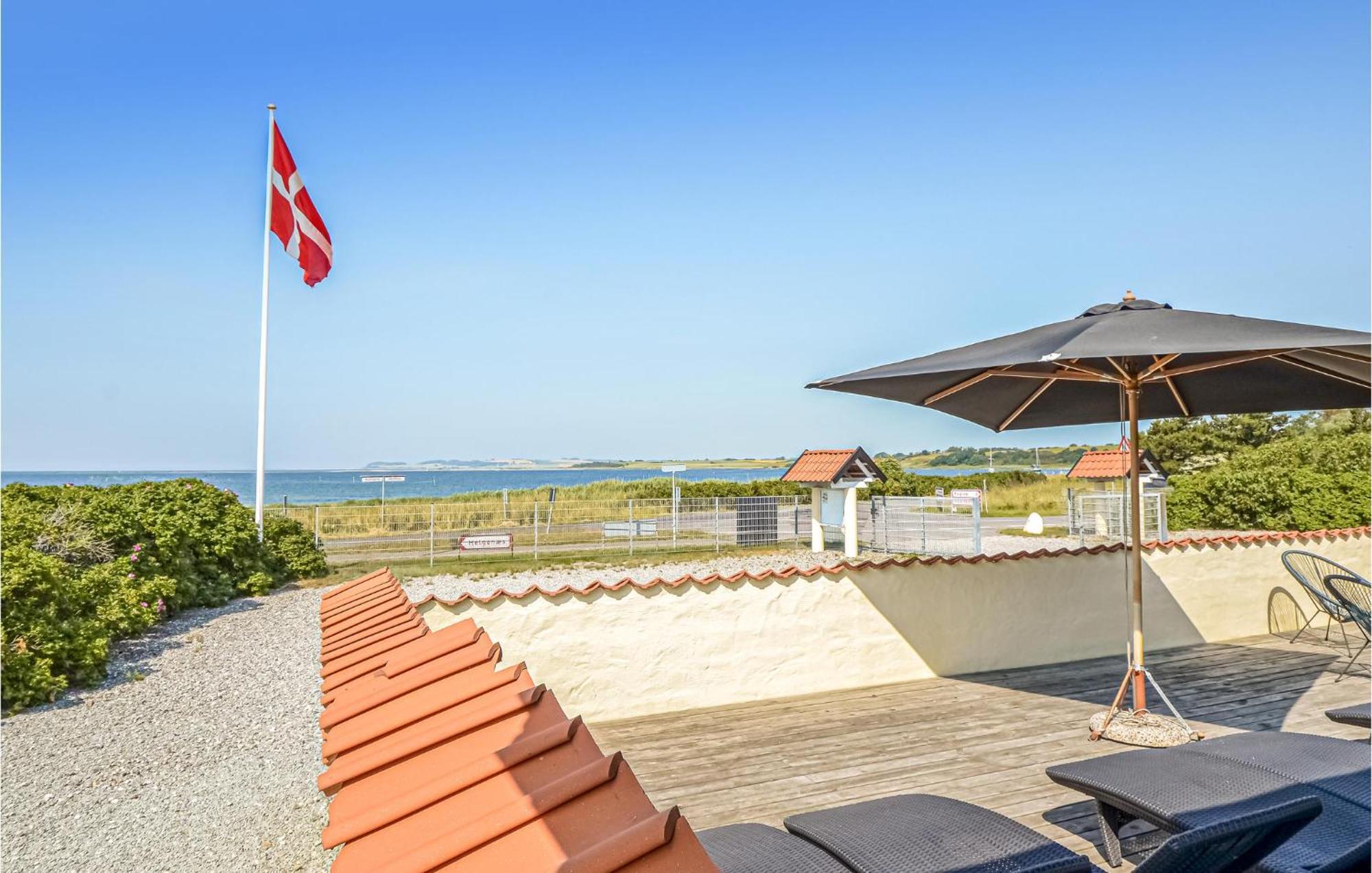 Strandhuset 克内贝尔 外观 照片