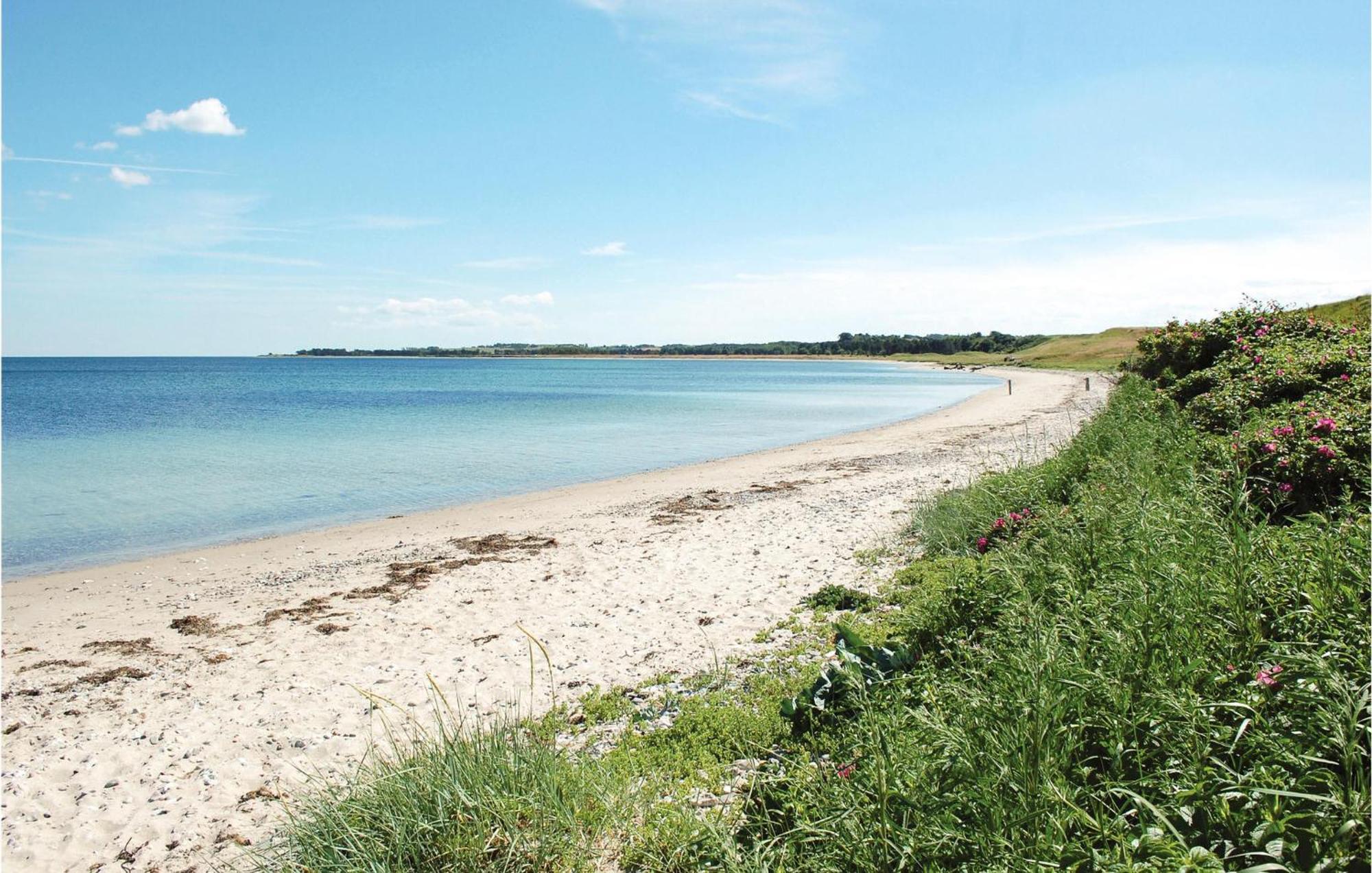 Strandhuset 克内贝尔 外观 照片