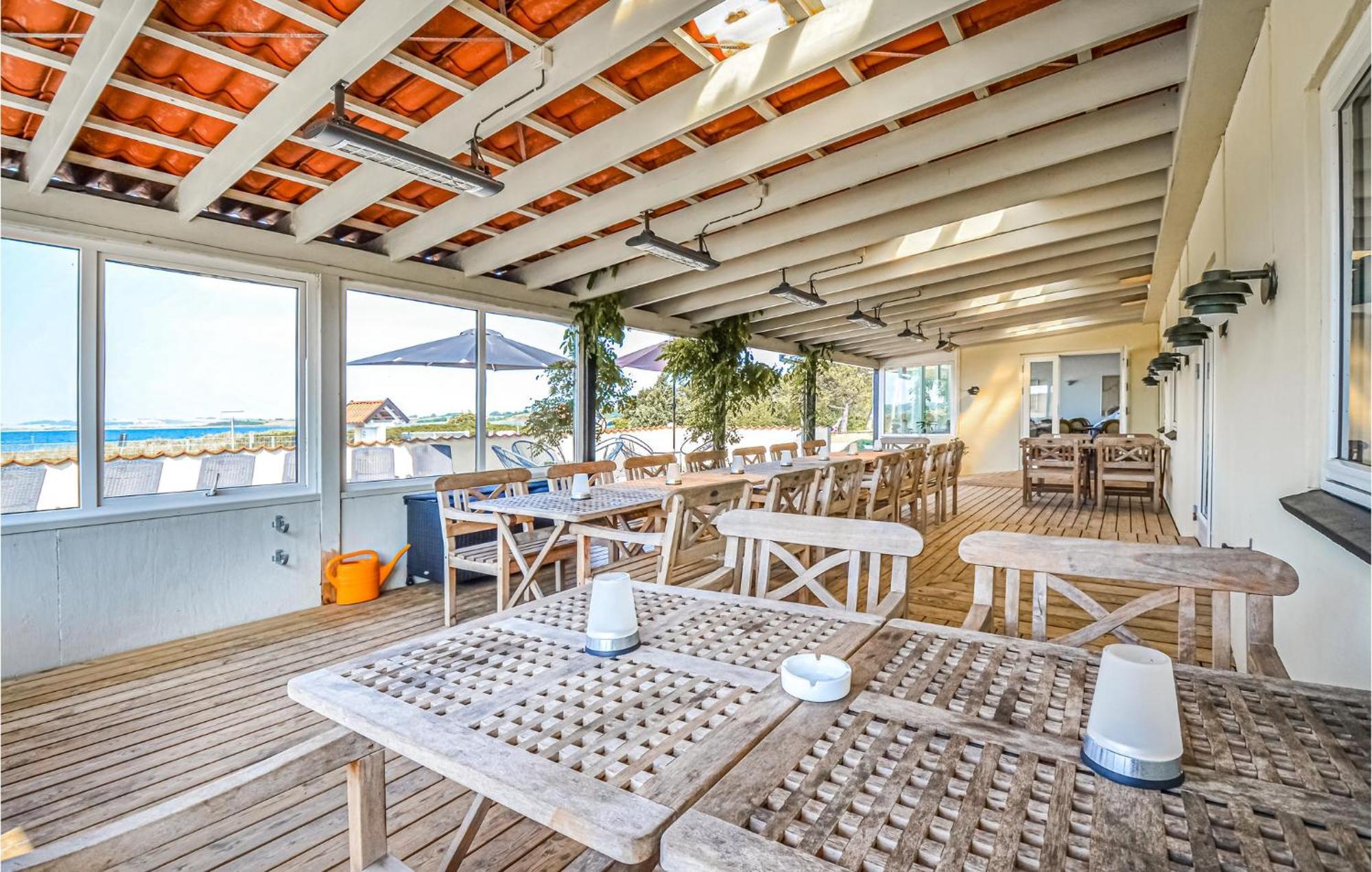 Strandhuset 克内贝尔 外观 照片