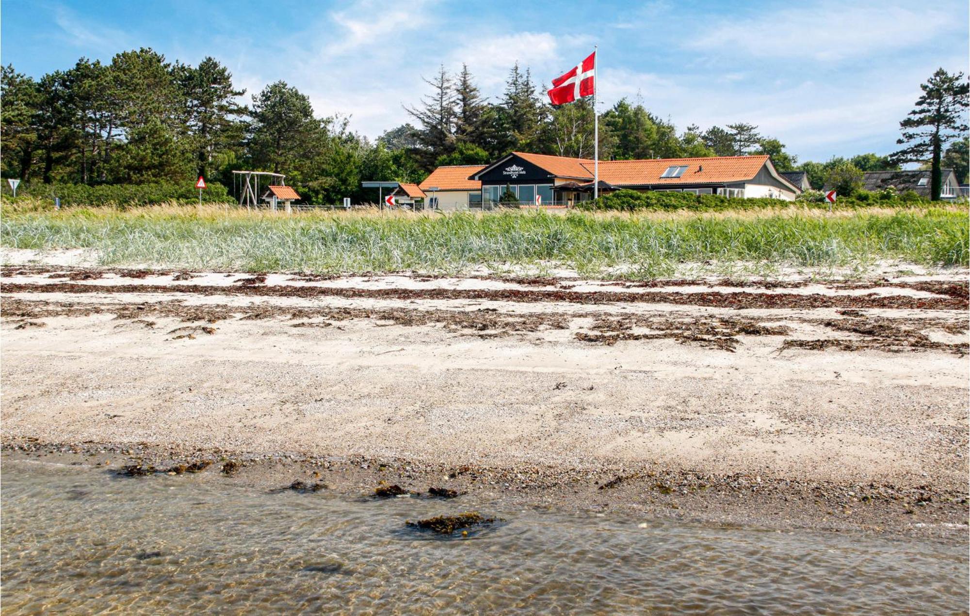 Strandhuset 克内贝尔 外观 照片