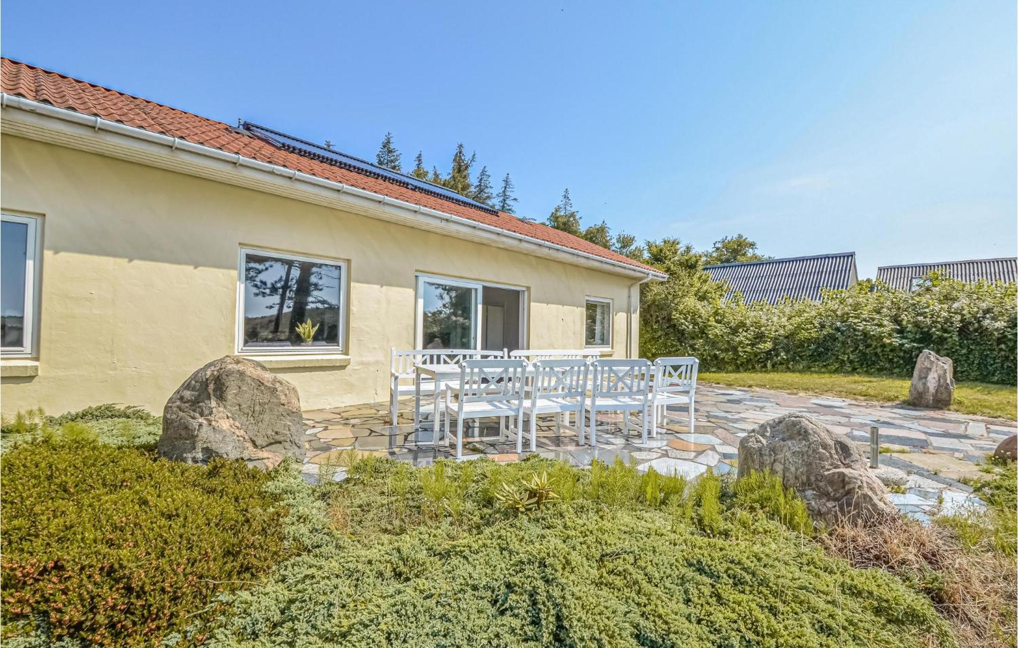 Strandhuset 克内贝尔 外观 照片